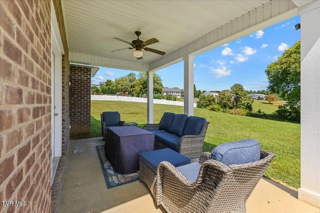 $849,000 | 26 Bethesda Place, Piney Flats, TN 37686