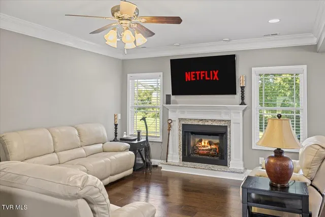 $849,000 | 26 Bethesda Place, Piney Flats, TN 37686