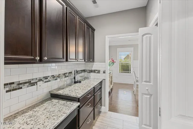 $849,000 | 26 Bethesda Place, Piney Flats, TN 37686