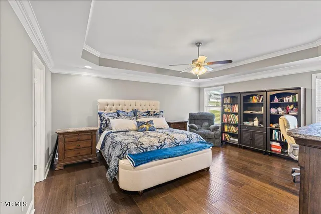 $849,000 | 26 Bethesda Place, Piney Flats, TN 37686