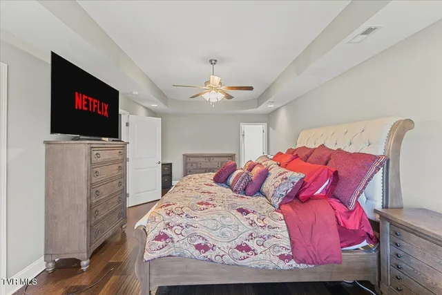 $849,000 | 26 Bethesda Place, Piney Flats, TN 37686