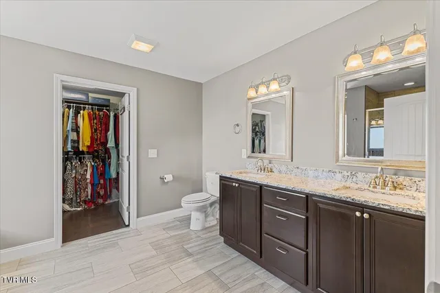 $849,000 | 26 Bethesda Place, Piney Flats, TN 37686