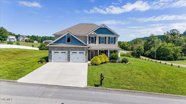 $849,000 | 26 Bethesda Place, Piney Flats, TN 37686