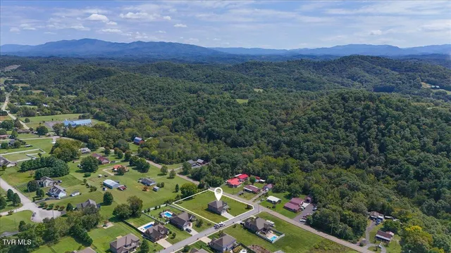 $849,000 | 26 Bethesda Place, Piney Flats, TN 37686