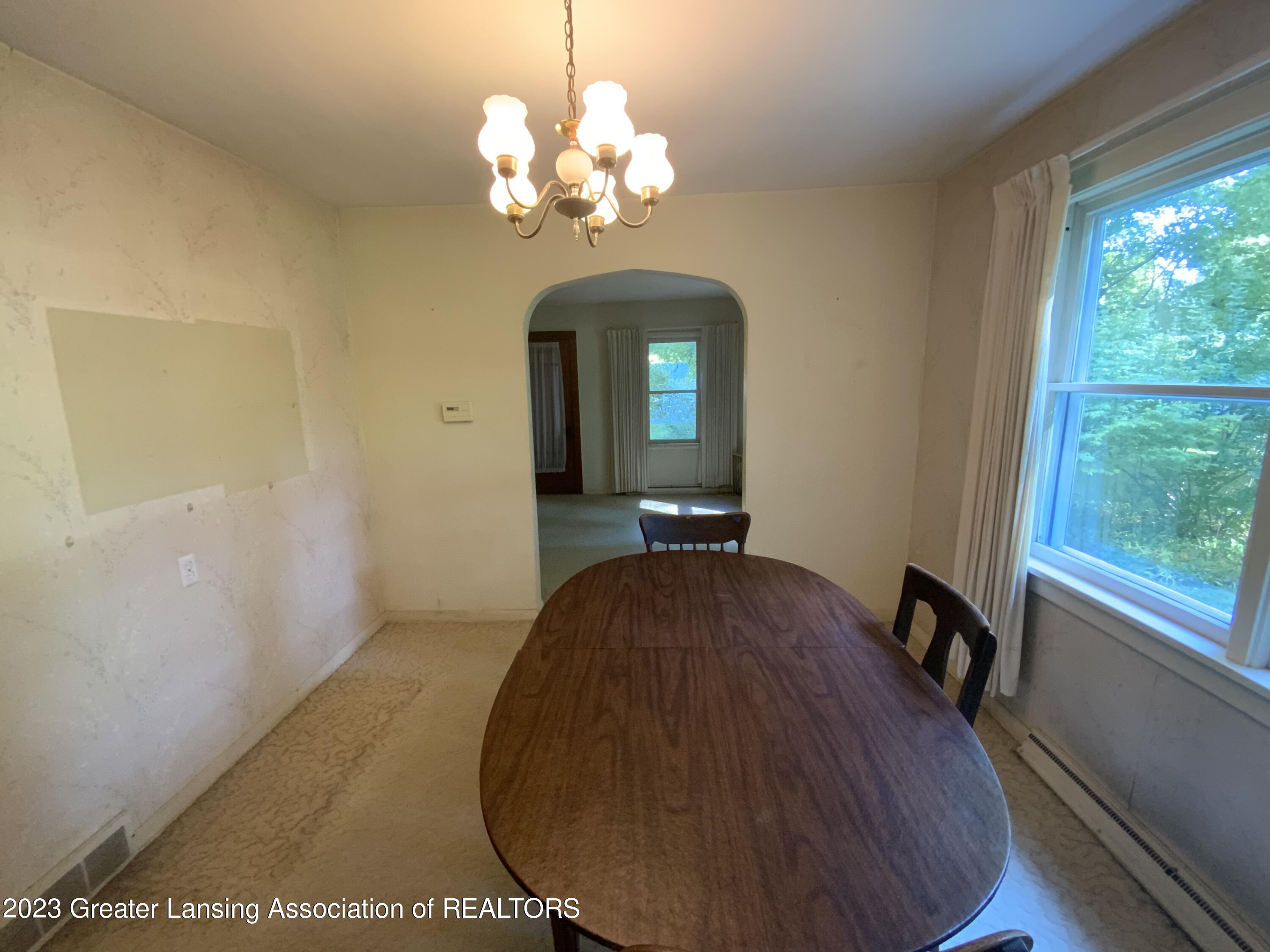 4945 Wilcox Road Holt, MI 48842 - Photo 23 of 44 Dining Room