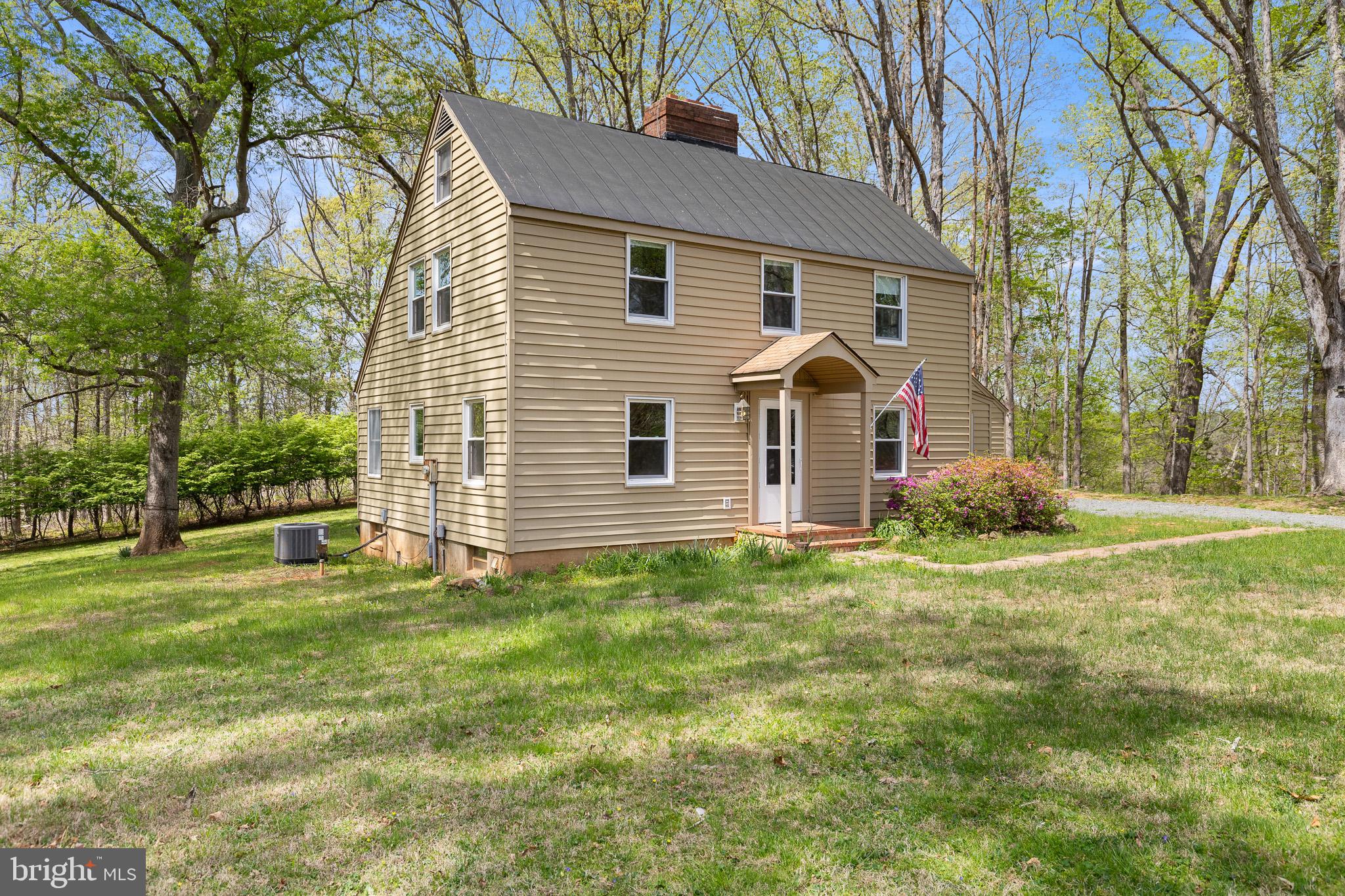 8358 Botha Road Warrenton, VA 20186 - Photo 34 of 35 Side