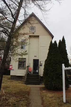 $200,000 | 14438 Des Plaines Street, Harvey, IL 60426