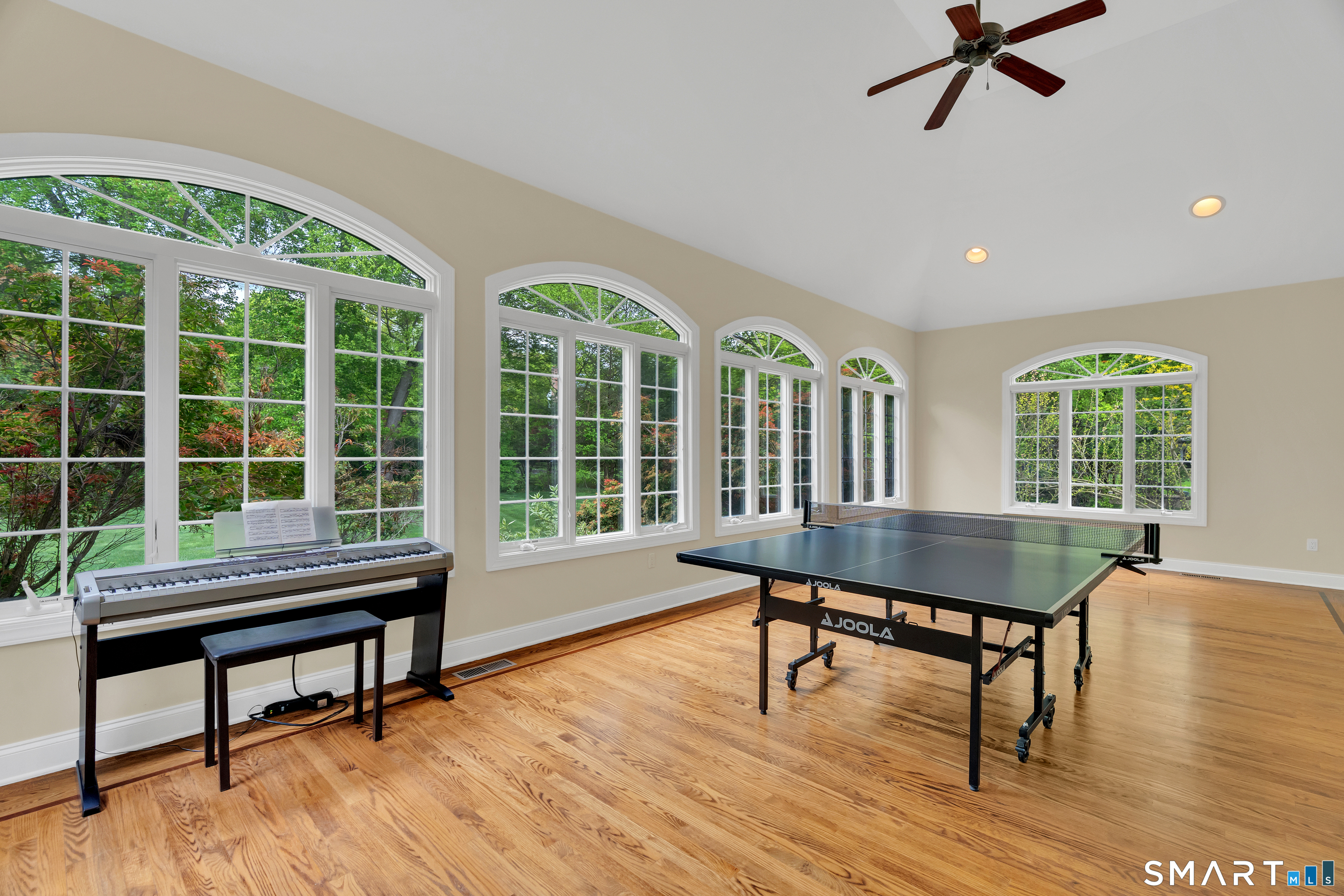 105 Beecher Road Woodbridge, CT 06525 - Photo 19 of 40