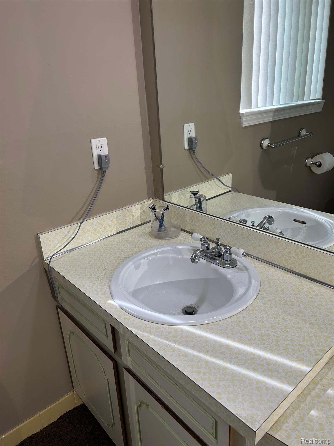 35052 Shell Drive Sterling Heights, MI 48310 - Photo 14 of 16 Gallery Image 14
