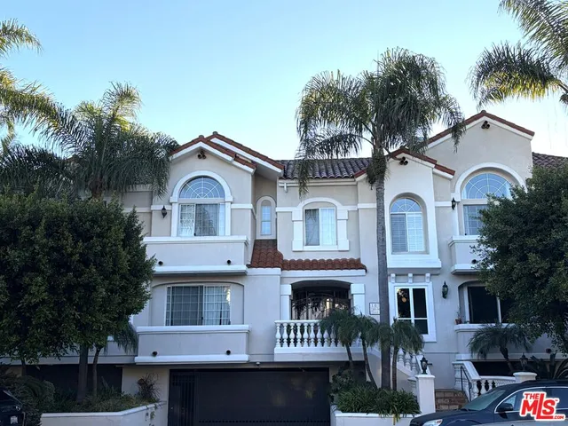 $4,500 | 1076 South Orange Grove Avenue, Unit 10, Los Angeles, CA 90019