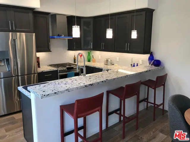 $4,500 | 1076 South Orange Grove Avenue, Unit 10, Los Angeles, CA 90019