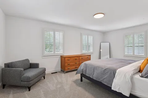 $715,000 | 129 Chicago Avenue North, Wayzata, MN 55391