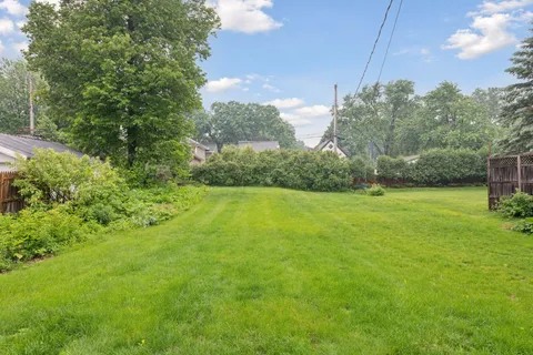 $715,000 | 129 Chicago Avenue North, Wayzata, MN 55391