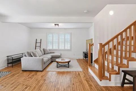 $715,000 | 129 Chicago Avenue North, Wayzata, MN 55391