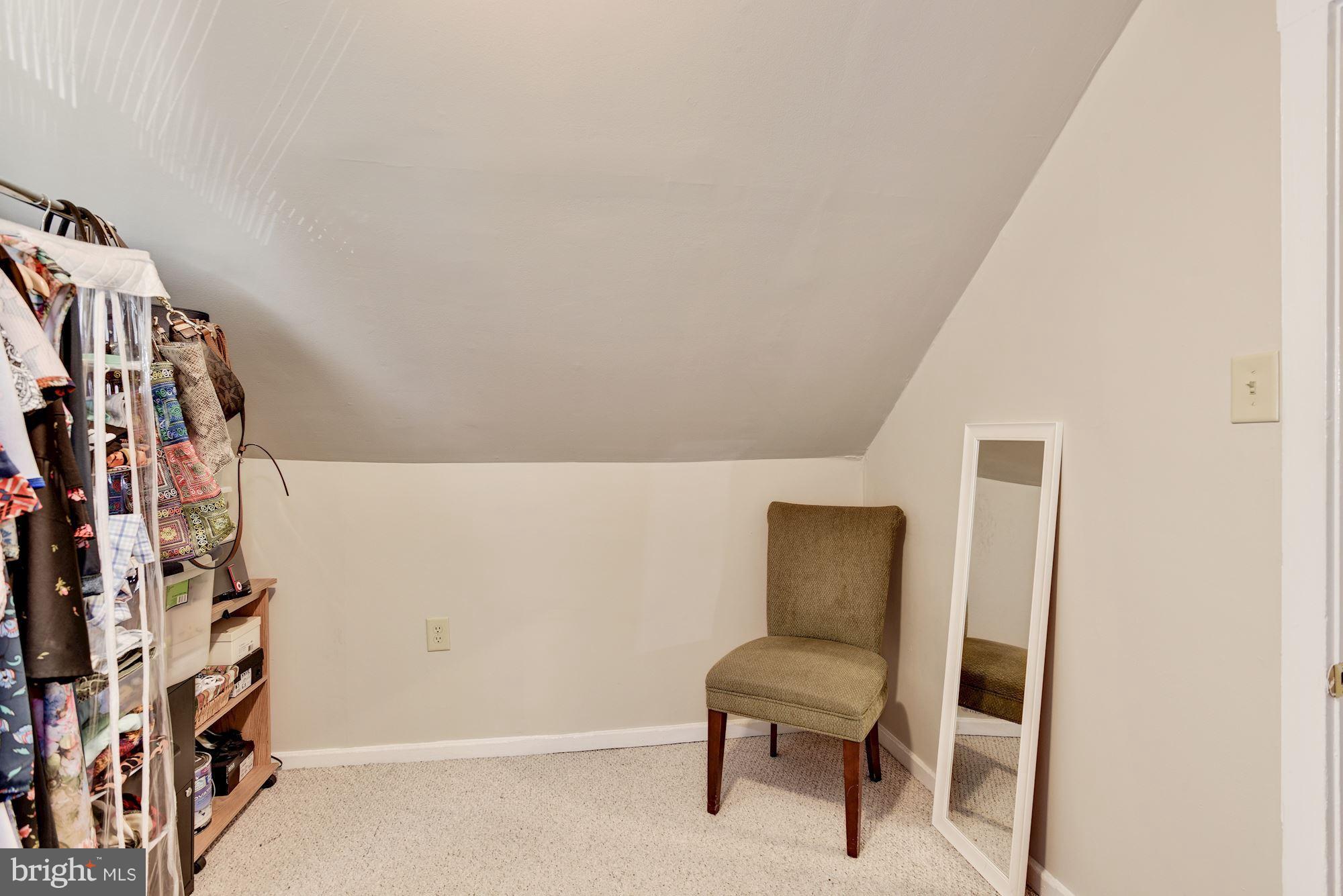 9251 Coleman Thomas Road Columbia, MD 21046 - Photo 14 of 19 Bedroom