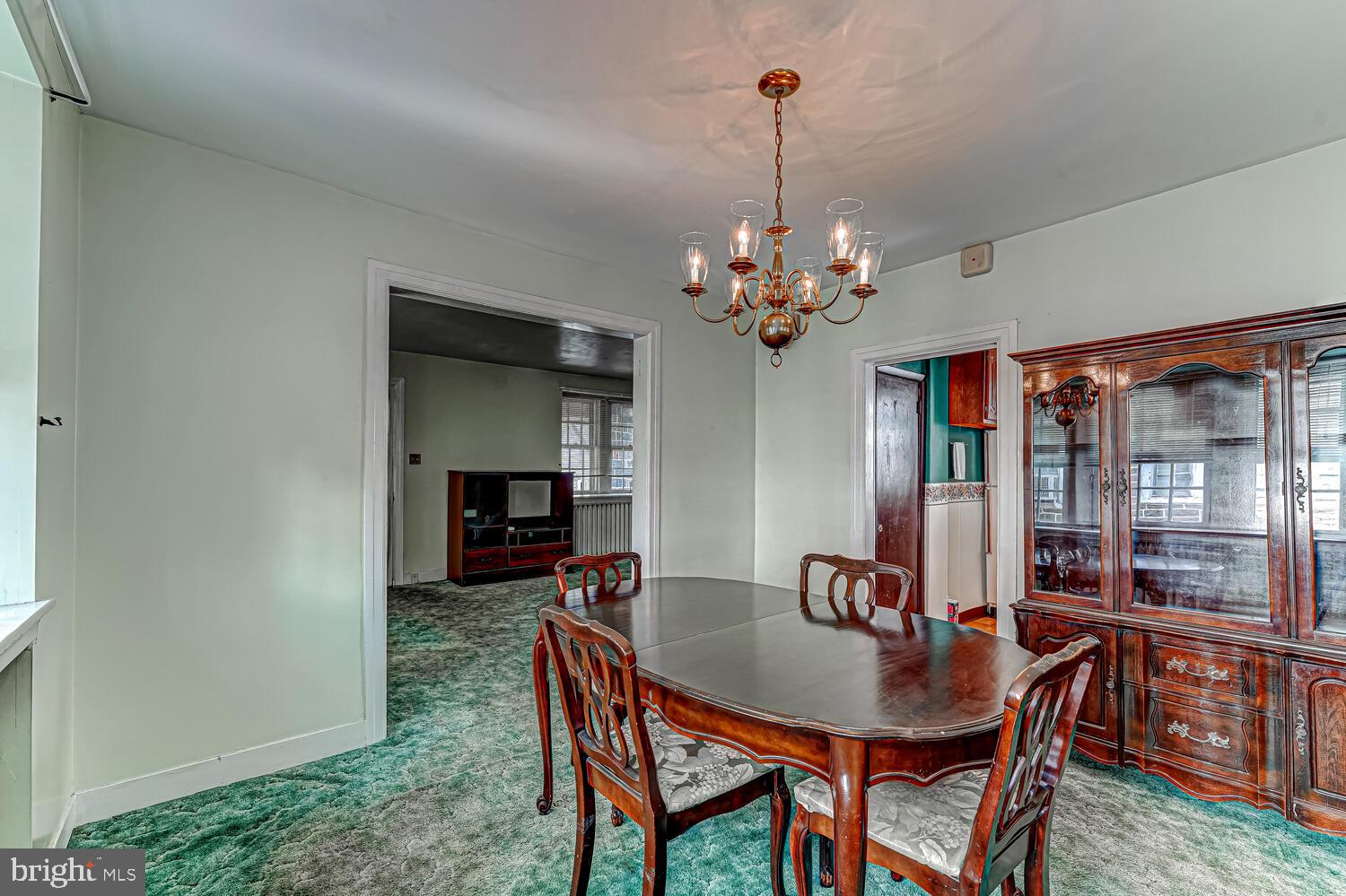 8 Kenmore Road Upper Darby, PA 19082 - Photo 14 of 35