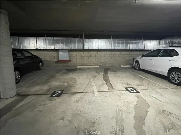 $2,800 | 535 Magnolia Avenue, Unit 211, Long Beach, CA 90802