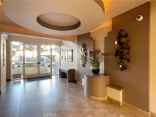 $2,800 | 535 Magnolia Avenue, Unit 211, Long Beach, CA 90802