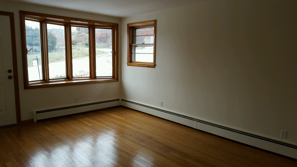 5 Blue Hill Road Worcester, MA 01606 - Photo 2 of 11