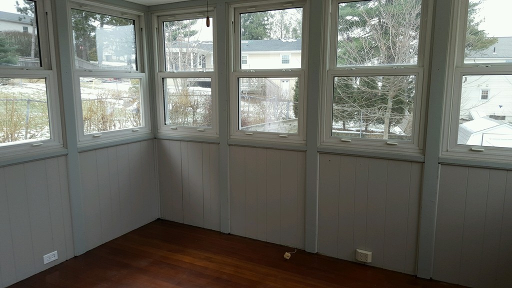 5 Blue Hill Road Worcester, MA 01606 - Photo 3 of 11