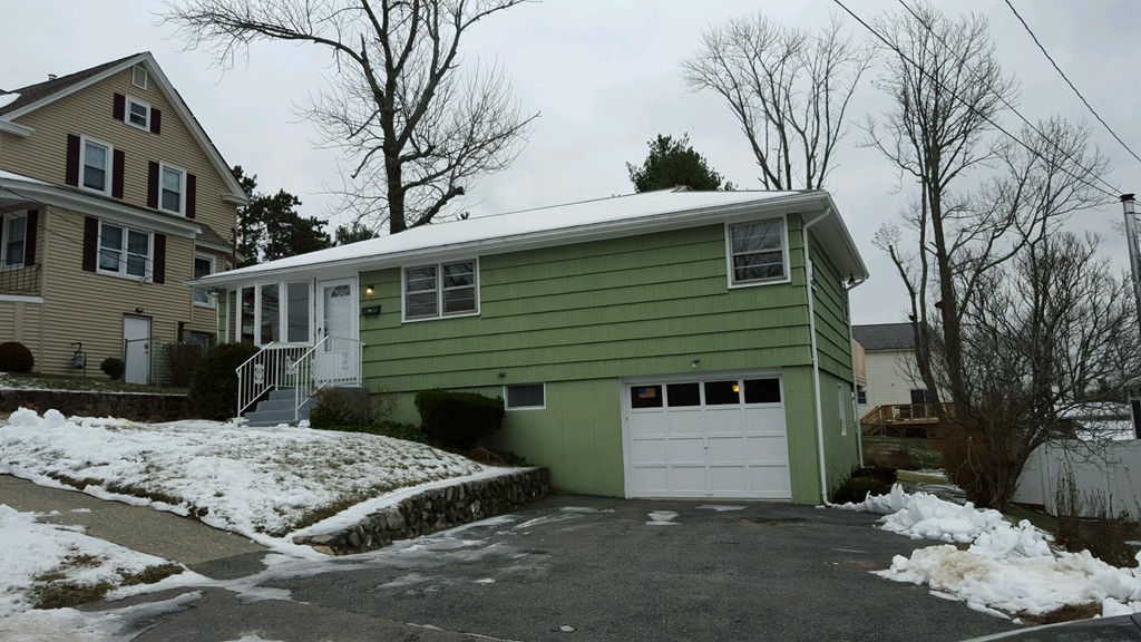5 Blue Hill Road Worcester, MA 01606 - Photo 6 of 11
