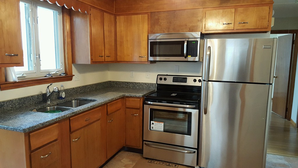 5 Blue Hill Road Worcester, MA 01606 - Photo 7 of 11