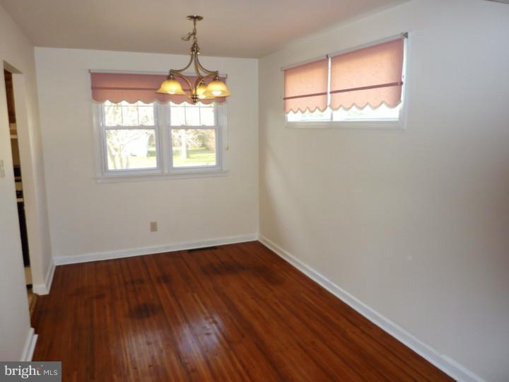 136 North Valleybrook Road Cherry Hill, NJ 08034 - Photo 4 of 13 Dining Room