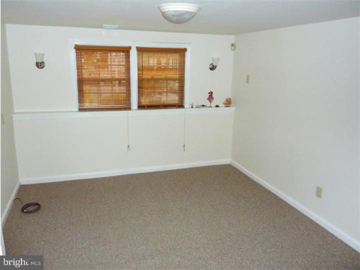 136 North Valleybrook Road Cherry Hill, NJ 08034 - Photo 5 of 13 Family Room