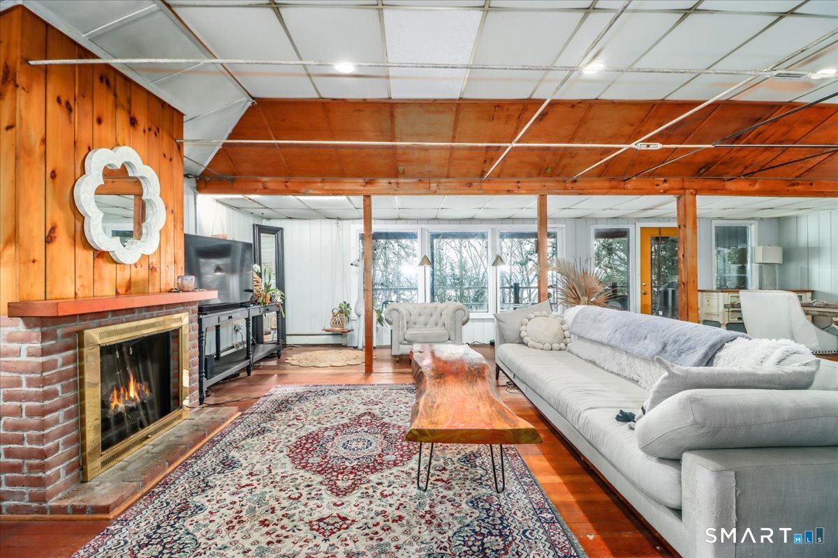 154 Highway 39 New Fairfield, CT 06812 - Photo 12 of 40