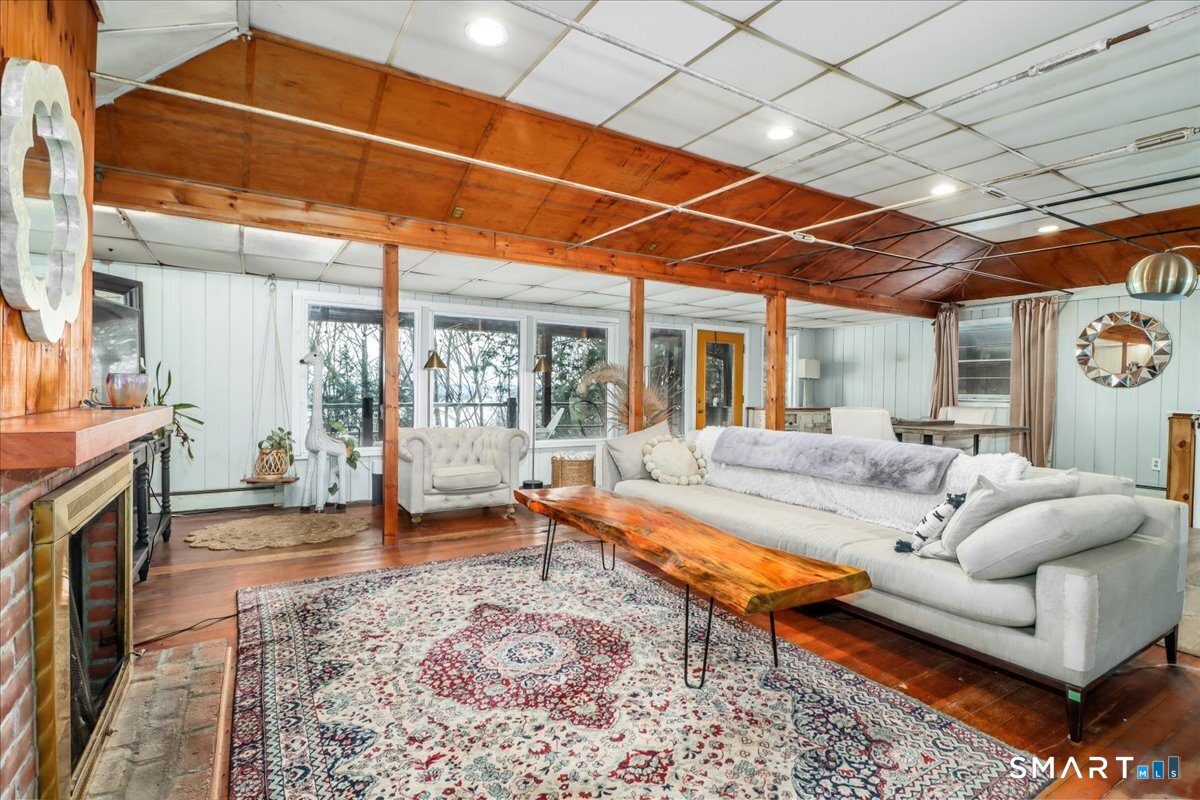 154 Highway 39 New Fairfield, CT 06812 - Photo 14 of 40