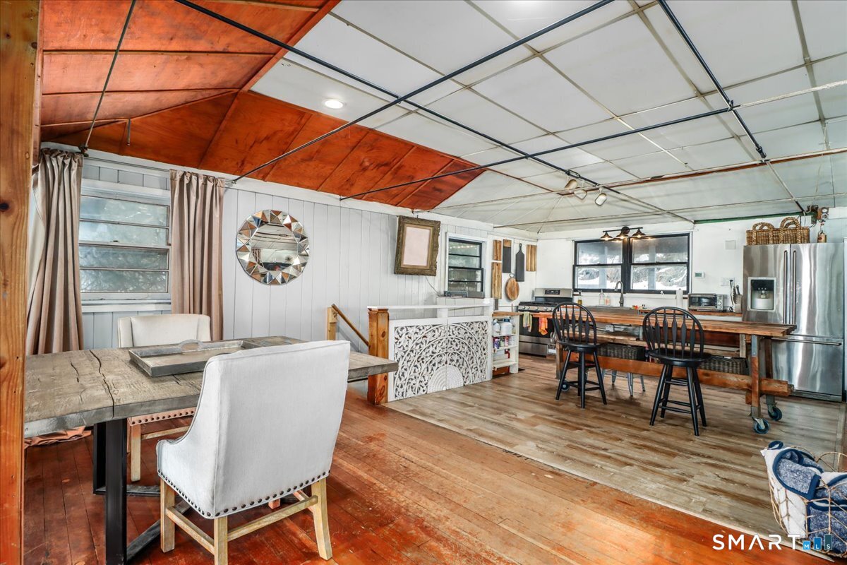 154 Highway 39 New Fairfield, CT 06812 - Photo 19 of 40