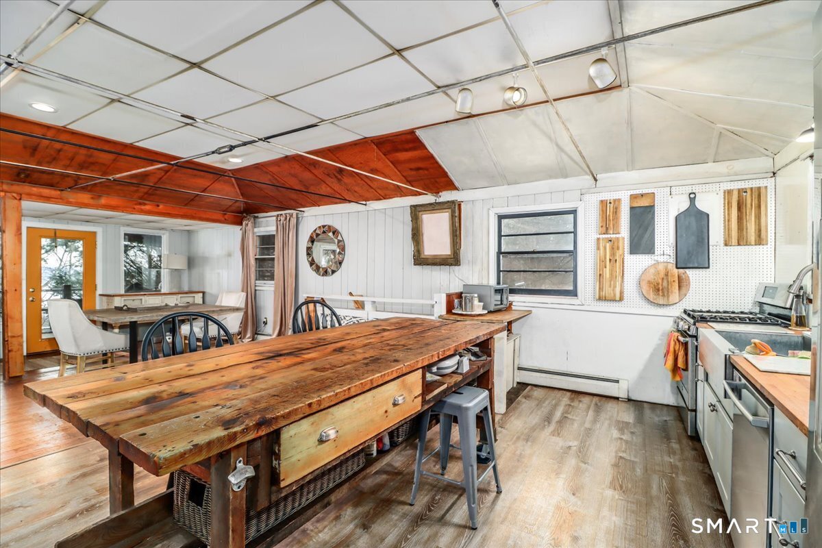 154 Highway 39 New Fairfield, CT 06812 - Photo 24 of 40