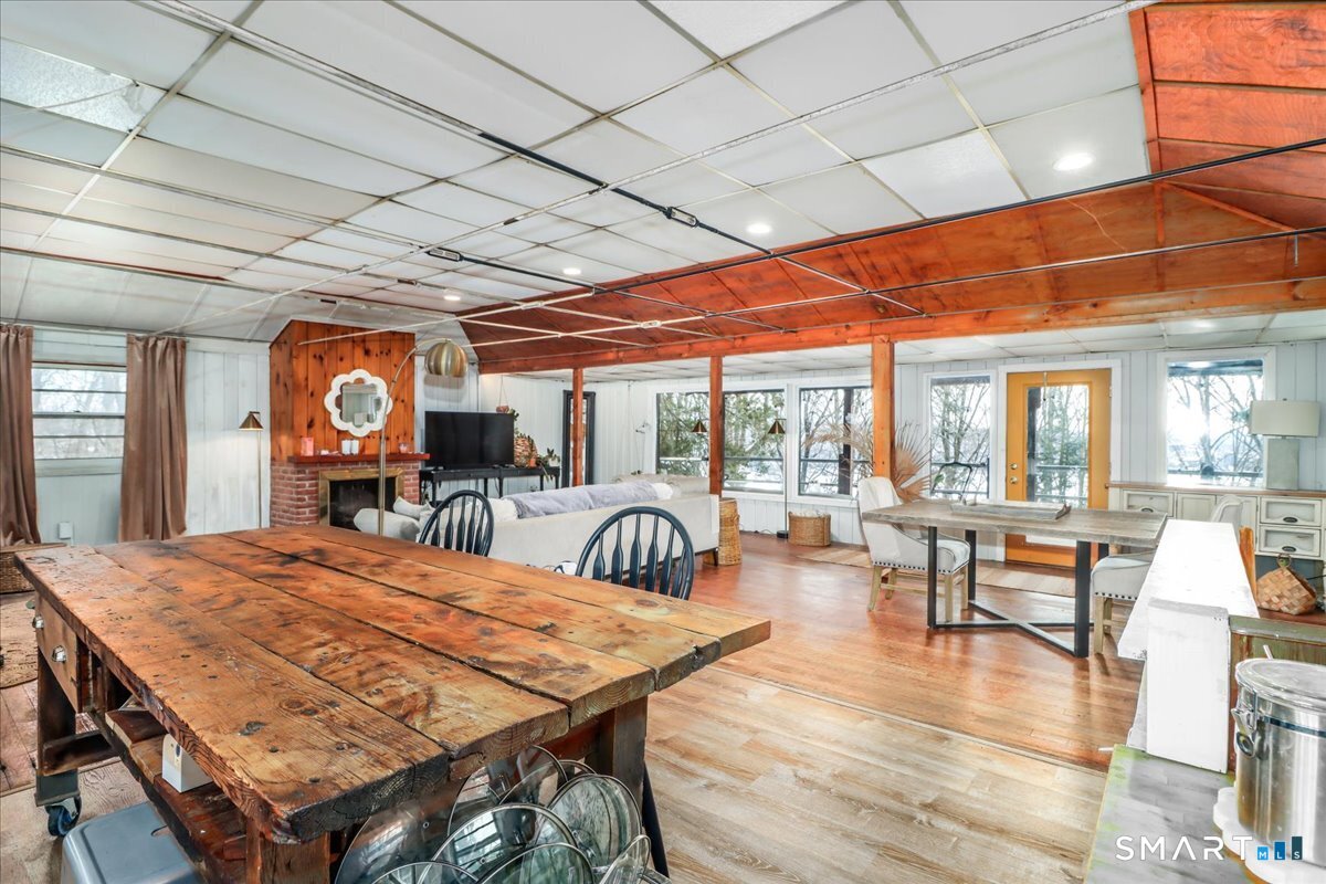 154 Highway 39 New Fairfield, CT 06812 - Photo 26 of 40