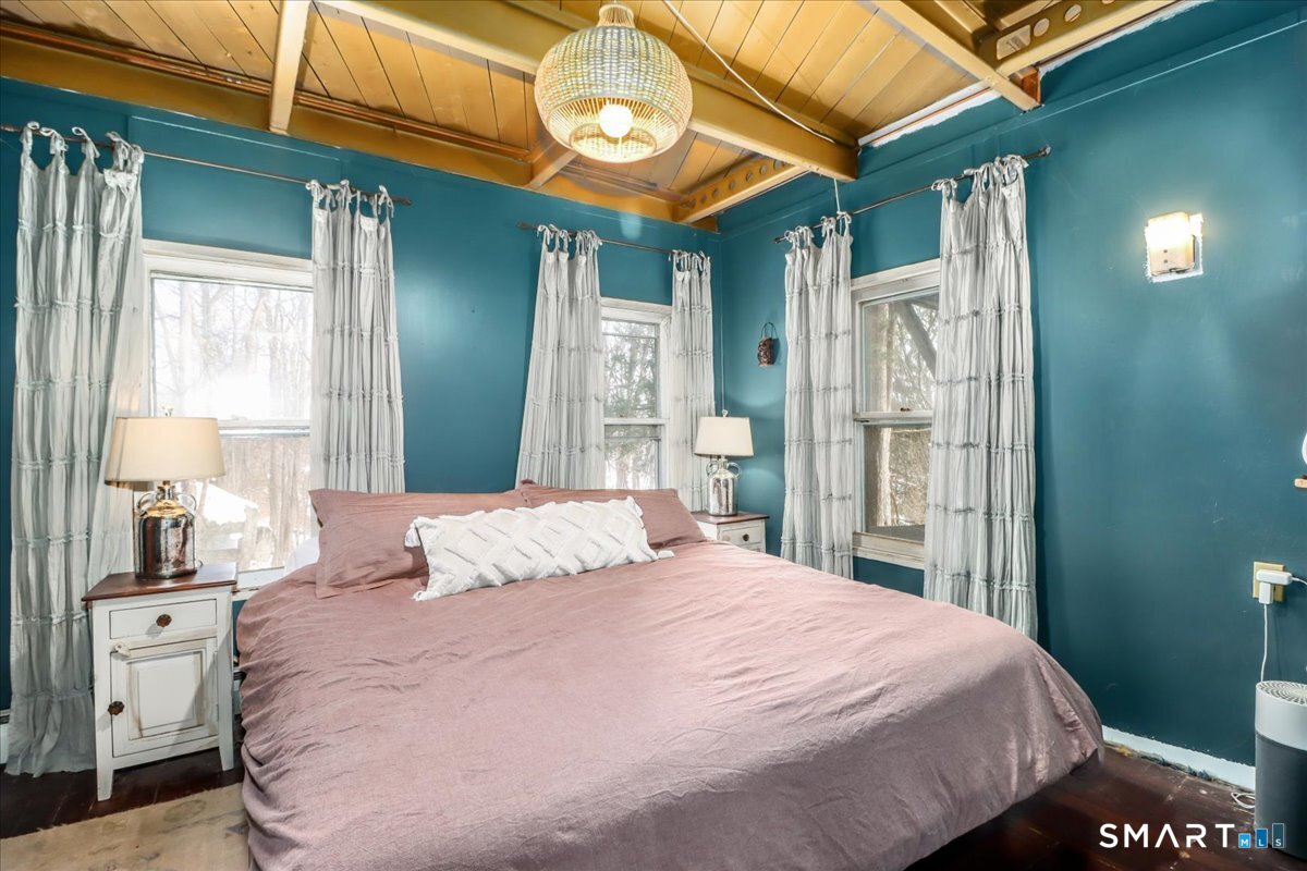 154 Highway 39 New Fairfield, CT 06812 - Photo 33 of 40