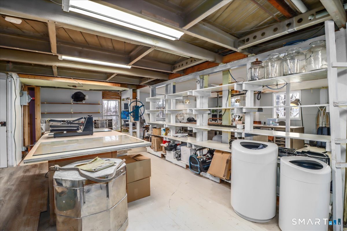 154 Highway 39 New Fairfield, CT 06812 - Photo 37 of 40