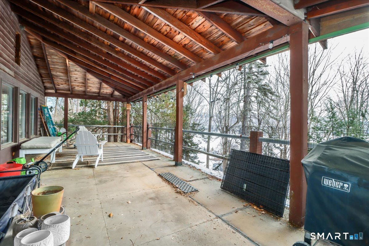 154 Highway 39 New Fairfield, CT 06812 - Photo 6 of 40