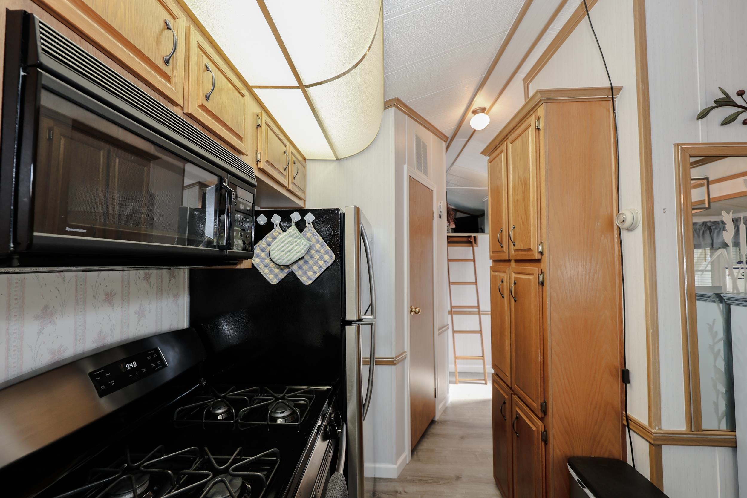 194 Buckley Road, Unit 78 Weare, NH 03281 - Photo 15 of 44