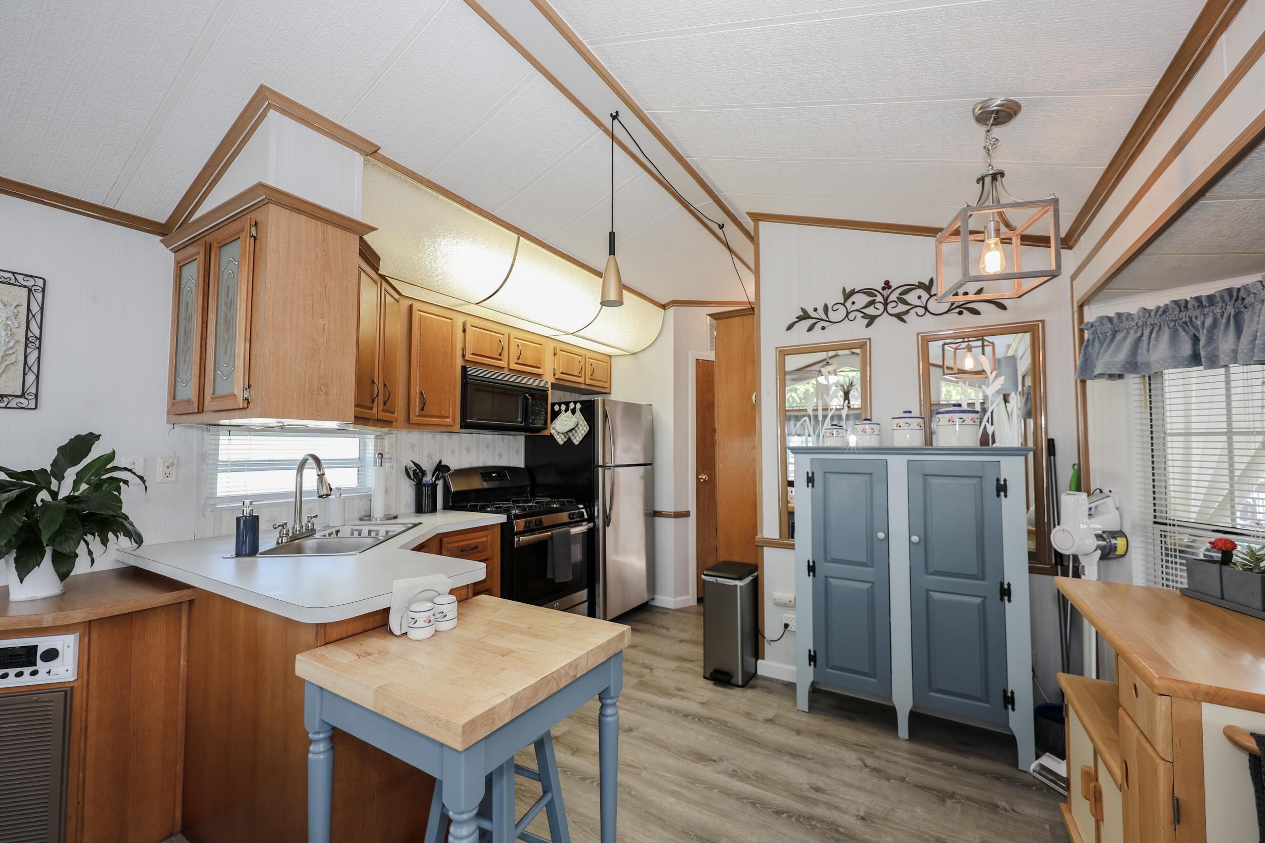 194 Buckley Road, Unit 78 Weare, NH 03281 - Photo 10 of 44