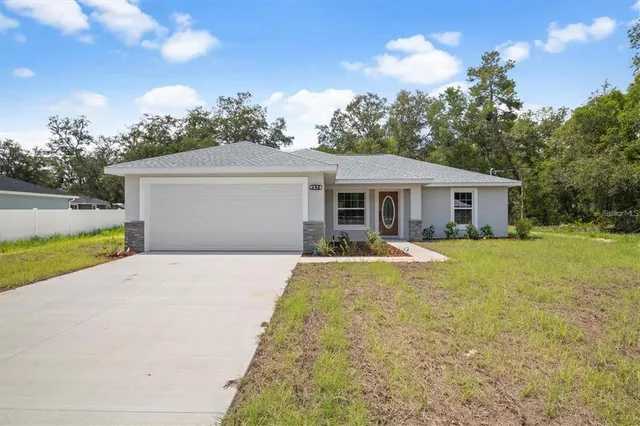 $274,900 | 9241 Southeast 155th Place, Summerfield, FL 34491