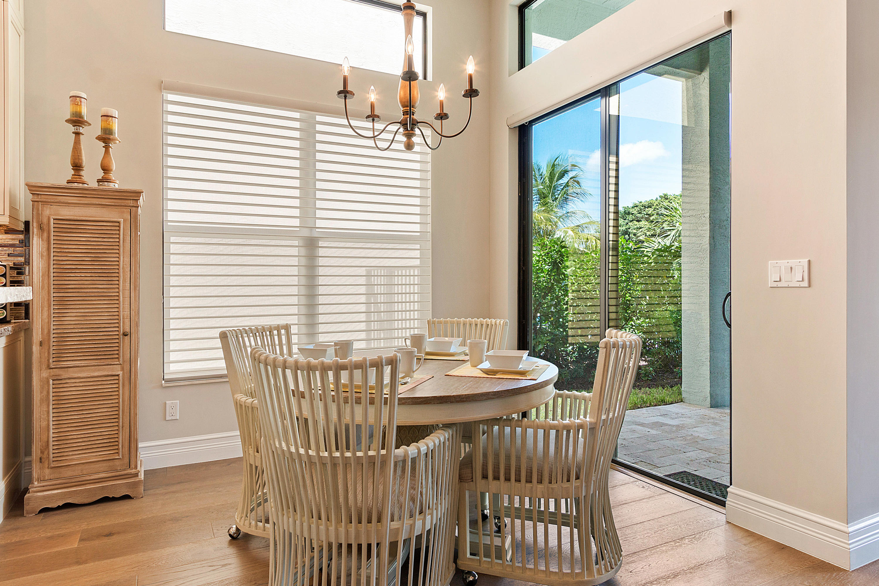9523 Eden Roc Court Delray Beach, FL 33446 - Photo 8 of 74 Family Dining Area