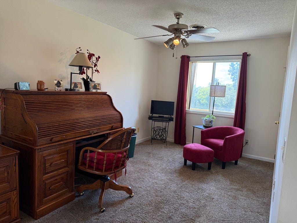 126 Timber Ridge Road Bristol, VA 24201 - Photo 23 of 38 Gallery Image 23