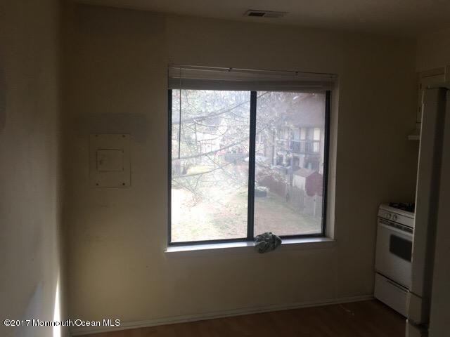 147 Chelsea Circle Clementon, NJ 08021 - Photo 3 of 19 unflagged_004