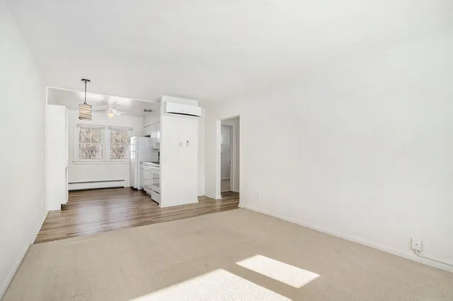 $700 | 113 Devon Avenue, Unit 4, Parchment, MI 49004