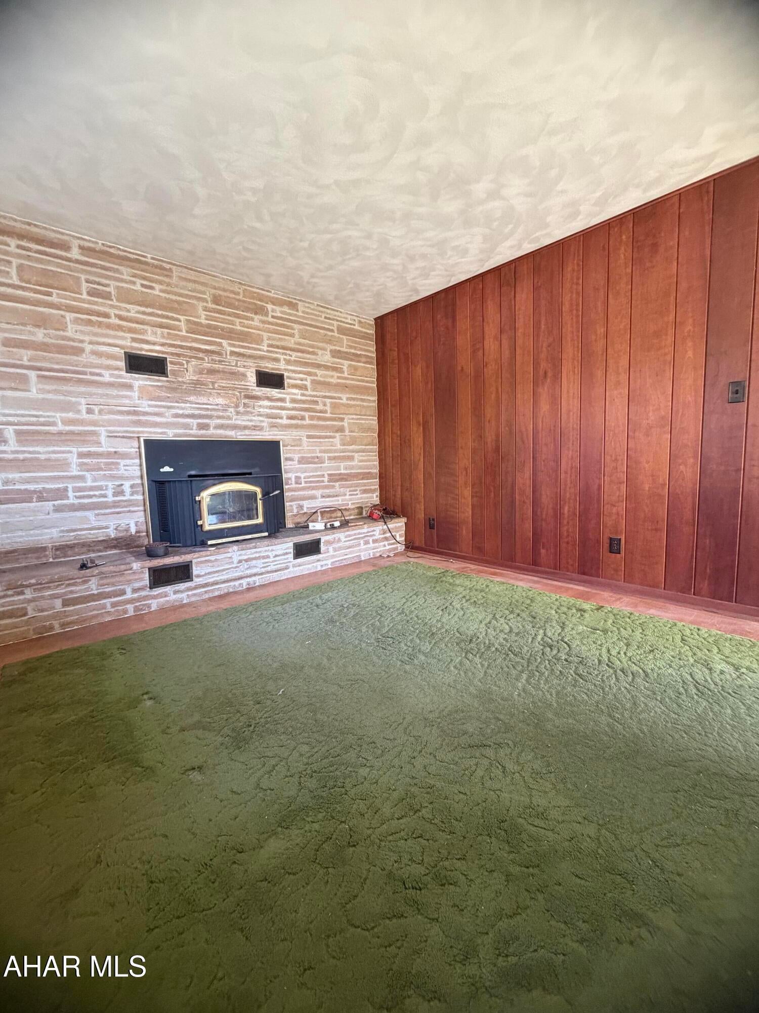 2992 Valley Road Fishertown, PA 15539 - Photo 9 of 29 Gallery Image 9