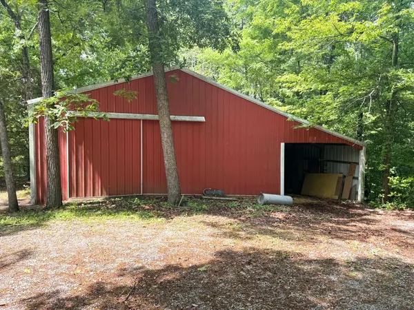 $429,900 | 1950 Poole Mill Road, Crofton, KY 42217