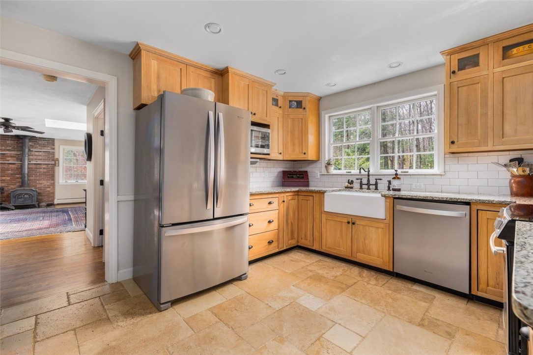 70 Williams Road Smithfield, RI 02917 - Photo 14 of 49 Gallery Image 14