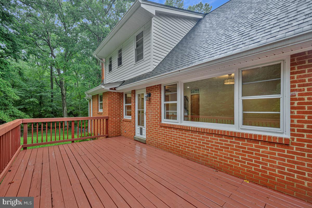 7185 Hawthorne Road La Plata, MD 20646 - Photo 55 of 59 Charming home with inviting deck.