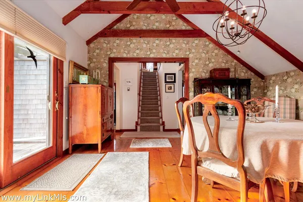 $3,250,000 | 7 Oak Hollow Lane, Nantucket, MA 02554