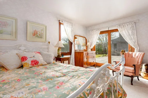 $3,250,000 | 7 Oak Hollow Lane, Nantucket, MA 02554