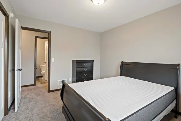 $2,800 | 7713 Lambert Circle Northeast, Otsego, MN 55301